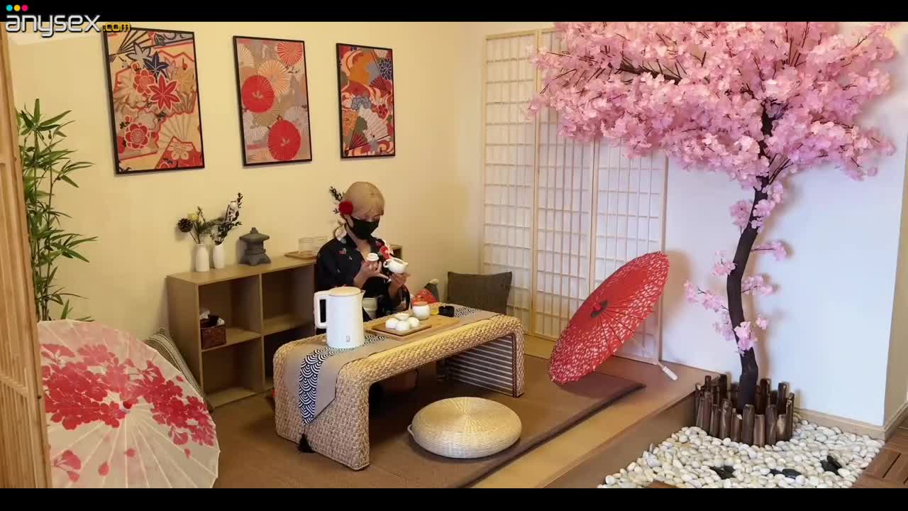 Charming Slim Blonde Geisha Entices a Guy Into Hot Sex During the Tea Ceremony Free Porn Videos | ePornAny.