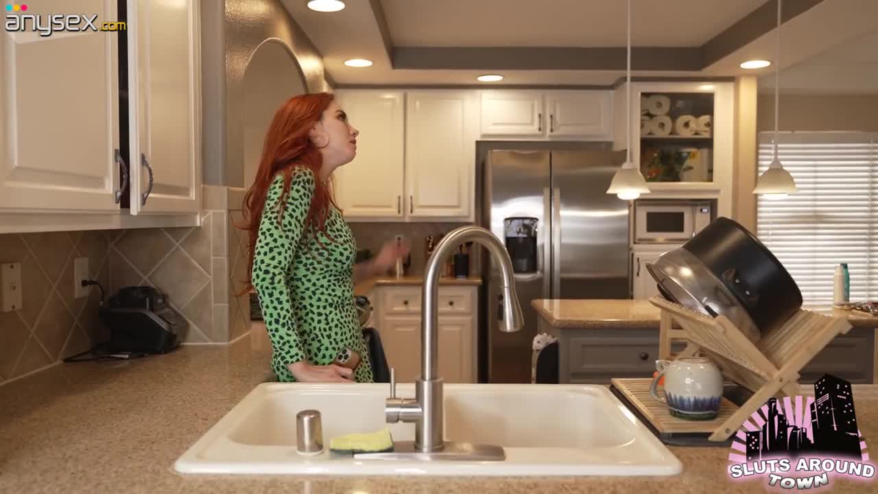 Redheaded bored wife becomes a slut for the plumber to have some fun Free Porn Videos | ePornAny.