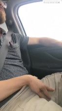 Kinky Milf gives risky blowjob in the car - Amateur Porn