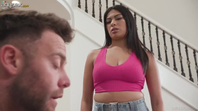 Hot babe Reyna Belle works the cock of her stepdaddy Seth Gamble