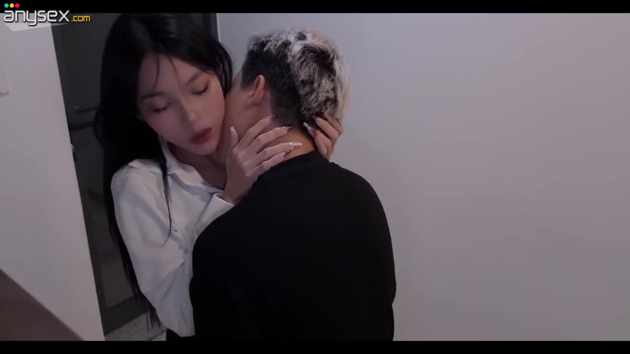 Asian hottie's pussy got filled up, after blowing him POV Free Porn Videos | ePornAny.