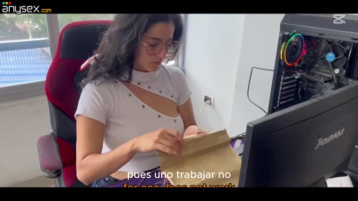 The bespectacled girlfriend is dirty, that's why we fuck.