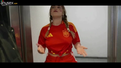 Big-booty white teen entertains the football players with her body