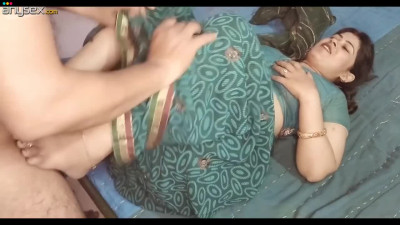 Curvy Big-assed Desi Girl Rides Her BF's Dick After Letting Him Drill Her Muff In the Missionary Pose